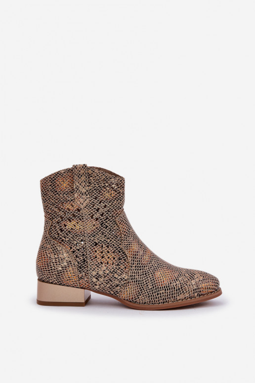 s ažurovými prvky  Dřeváky na nízkém podpatku Ozdobione m  zlaté barvy Neliawen s ažurovými prvky  Dřeváky na nízkém podpatku Ozdobione m  zlaté barvy Neliawen