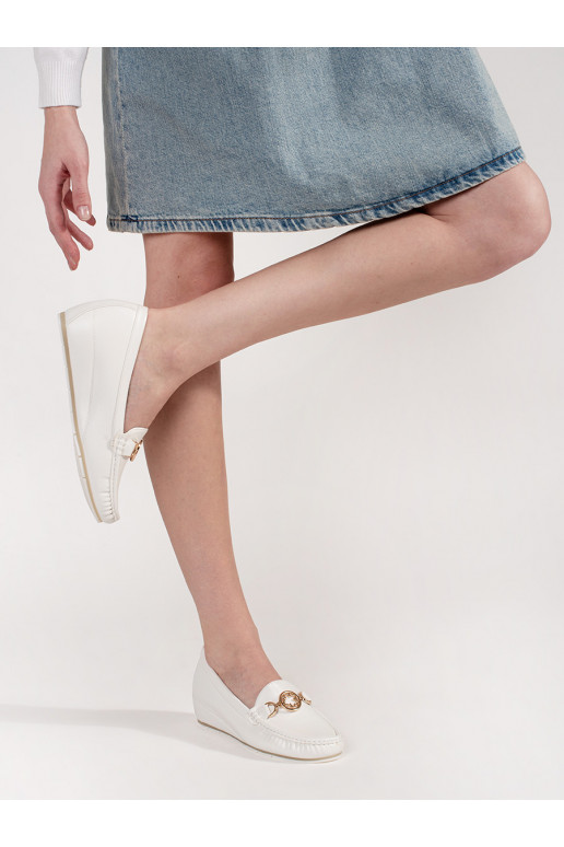 bílé mokasíny  ze m zdobieniem bílé mokasíny  ze m zdobieniem