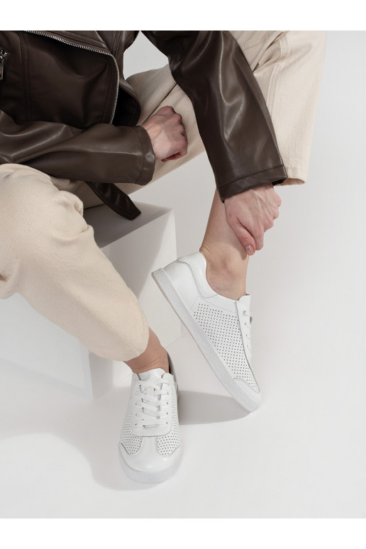 Bílé sportovní boty   Bílé sportovní boty