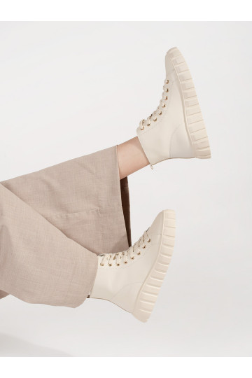 Dámská obuv  s platformou 2