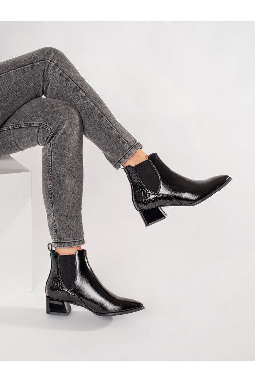 Dámská obuv Černé z migdałowym noskiem Dámská obuv Černé z migdałowym noskiem