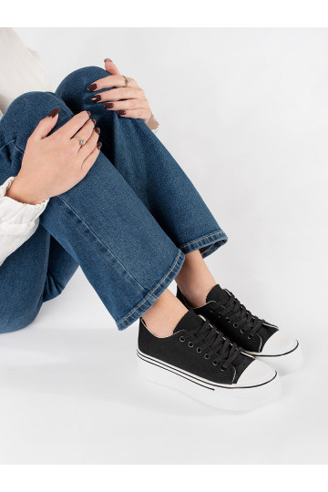 Černý klasický dámských tenisek s masivním podpatkem 2