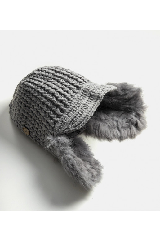 Šedá čepice Zora s klapkami na uši Šedá čepice Zora s klapkami na uši