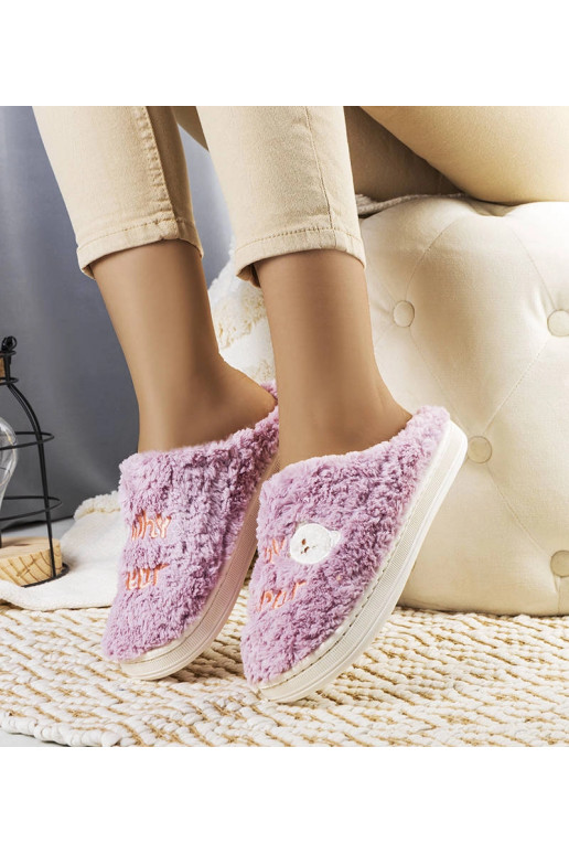 Fialové měkké pantofle Proč medvěd