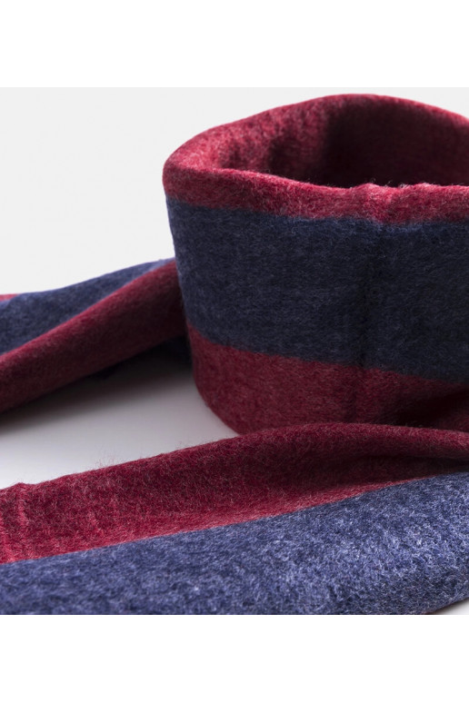 Námořnická modrá a červená šála s... Námořnická modrá a červená šála s...