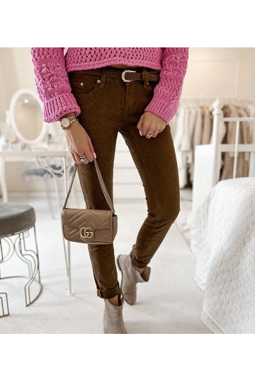 Hnědé látkové kalhoty...