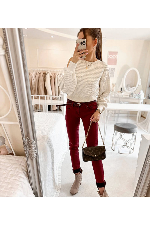 Červené elastické kalhoty s páskem...