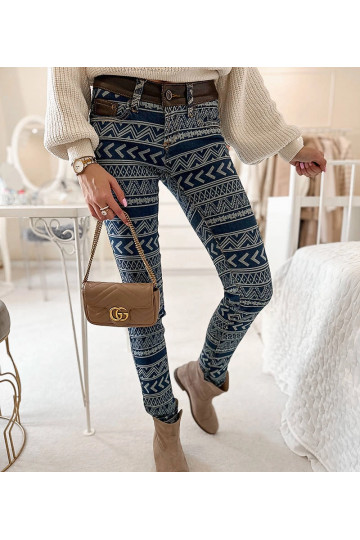 Modré prošívané kalhoty...