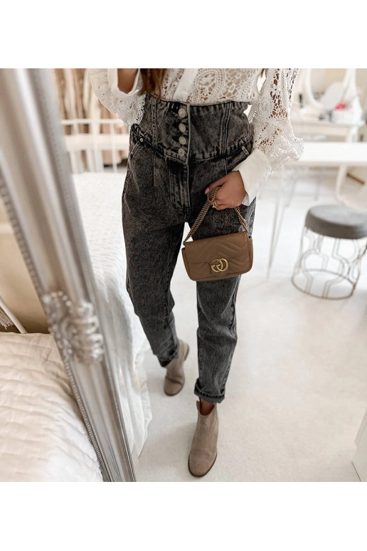 Šedé džíny máma Aubert