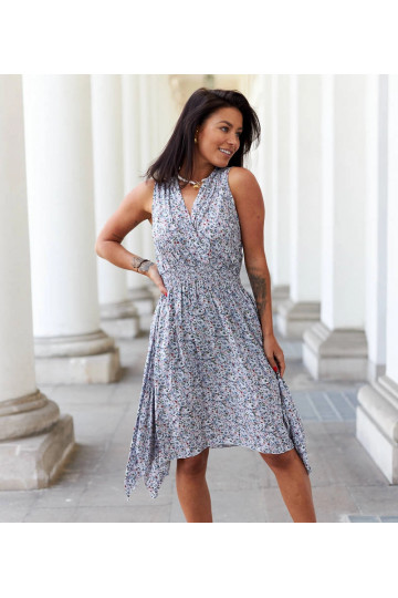 Vícebarevné květinové šaty...