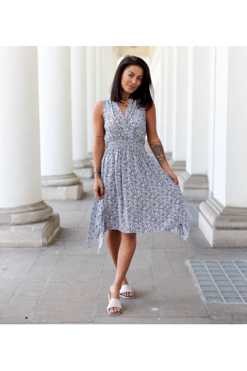 Vícebarevné květinové šaty... 2