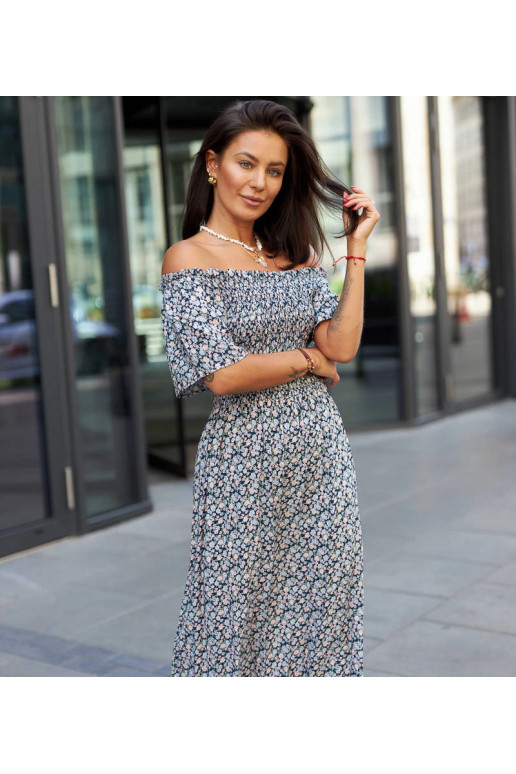 Námořnicky modré květované maxi šaty... Námořnicky modré květované maxi šaty...