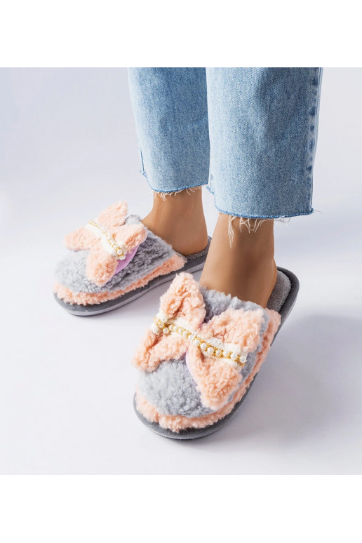 Šedé a růžové pantofle s mašlí