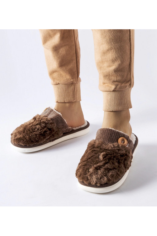 Hnědé zateplené pantofle Lakeland