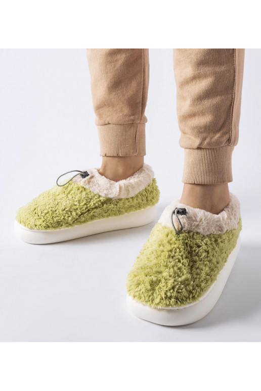 Zelené teplé pantofle s uzavřeným...