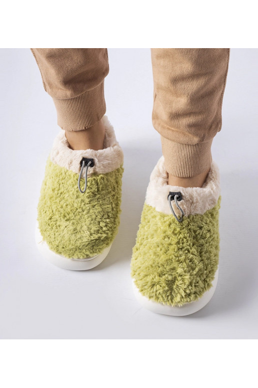 Zelené teplé pantofle s uzavřeným...