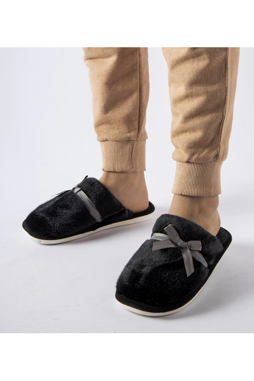 Černé teplé pantofle s mašlí Antonina