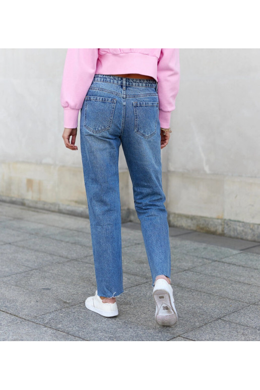 Carchitti máma se hodí k nošeným džínům