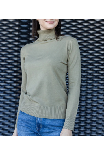 Zelený rolák volného střihu...