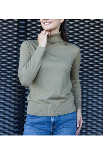 Zelený rolák volného střihu... 2