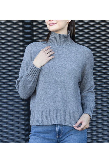 Šedý rolák volného střihu... 2