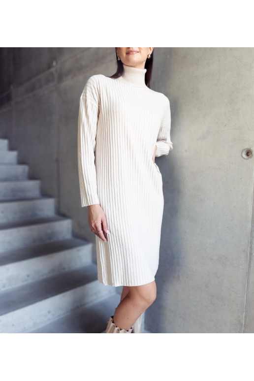 Béžové třpytivé midi rolákové šaty...