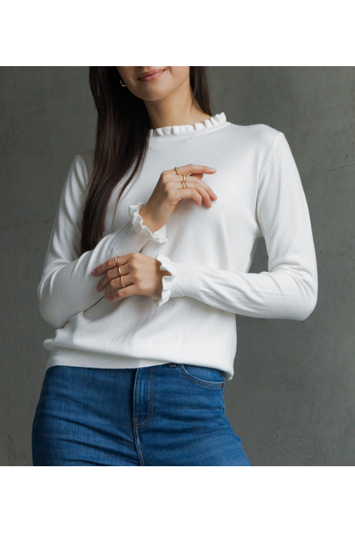 Bílý měkký svetr zdobený volánky Luel