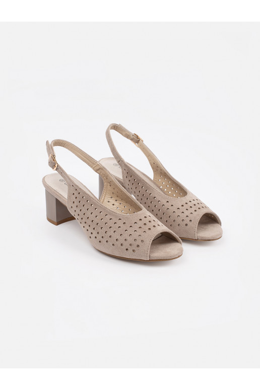 béžové sandály nízký podpatek