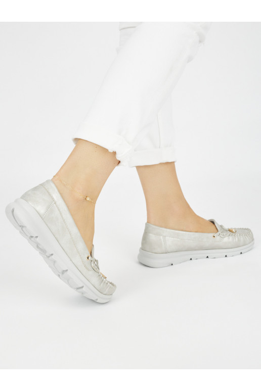 Stříbrné pohodlné mokasíny z ekokůže