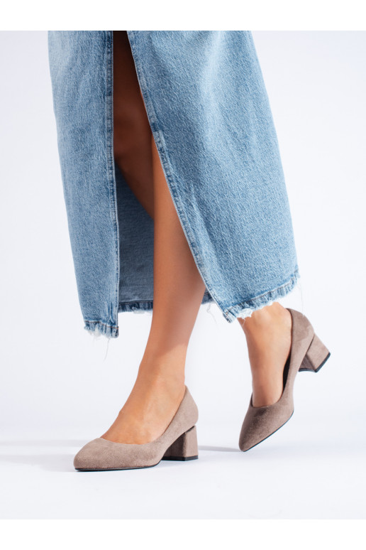 ze semiše vysoké podpatky  