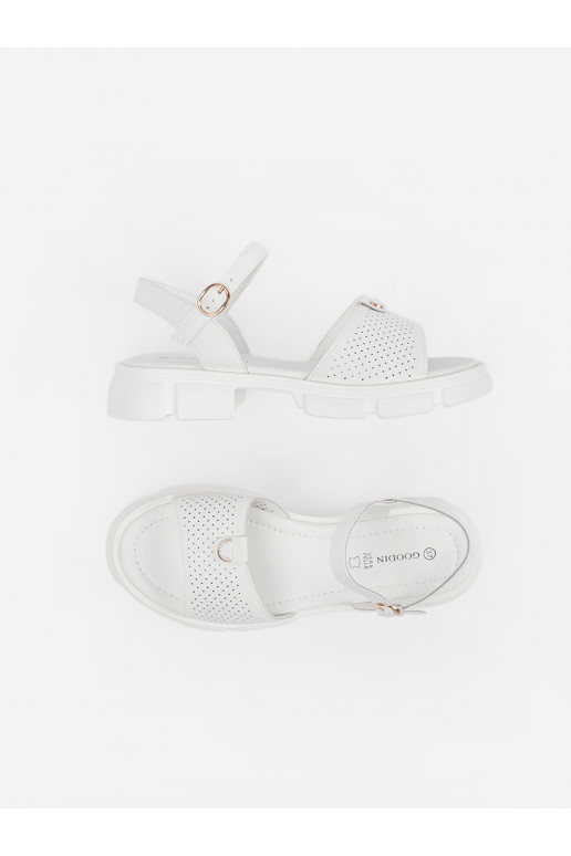 bílé sandály s platformou