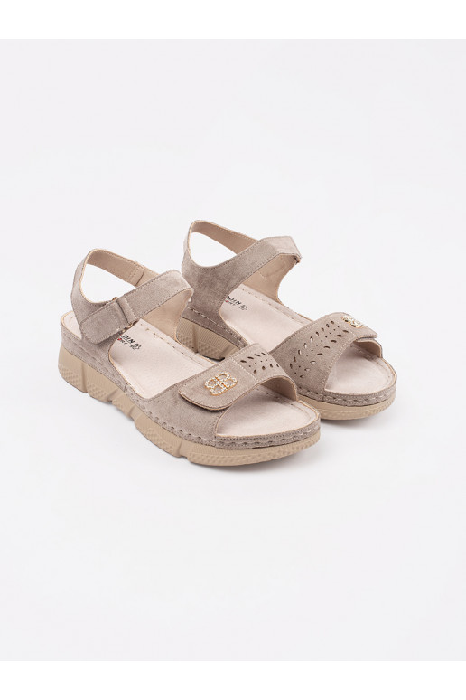 béžové sandály 