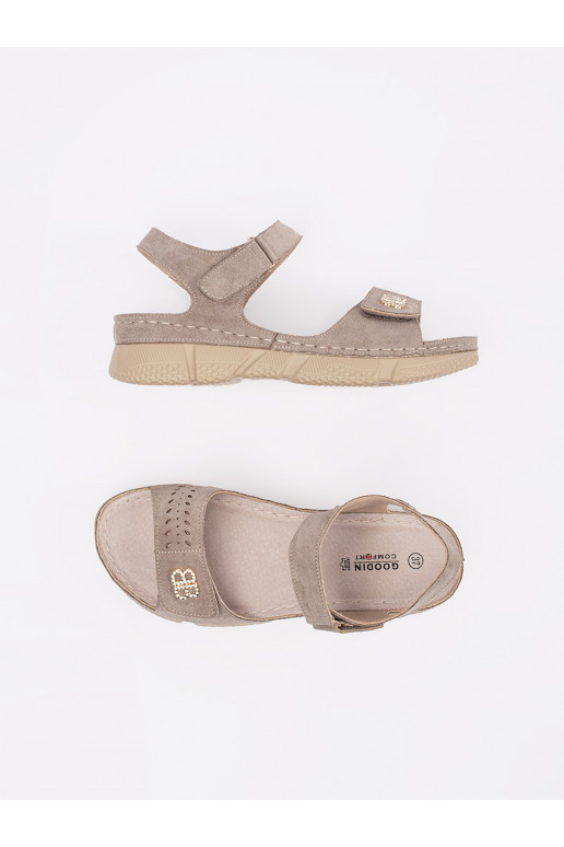 béžové sandály 