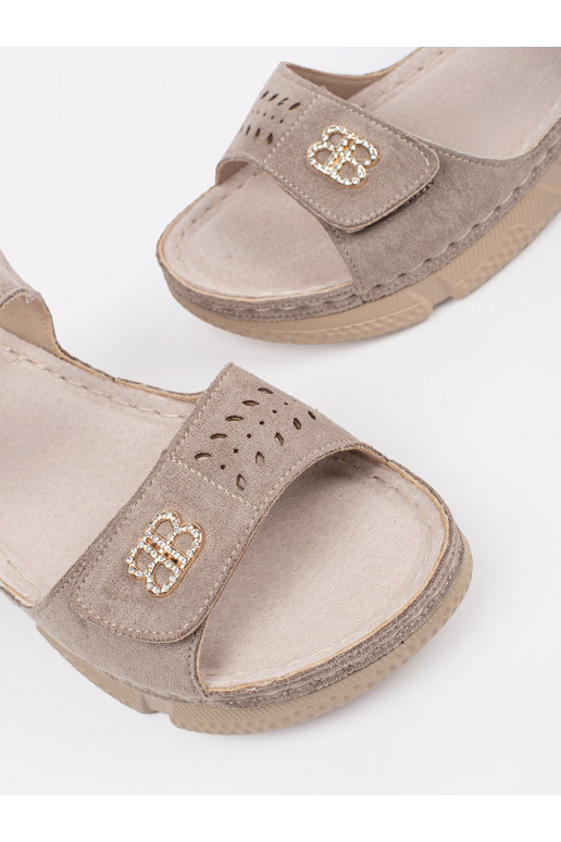 béžové sandály 
