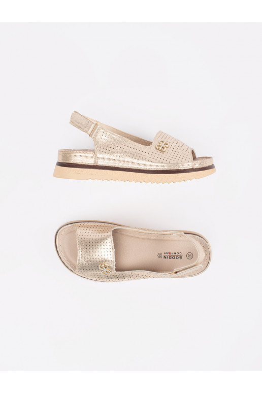 s ažurovými prvky miękkie sandály 