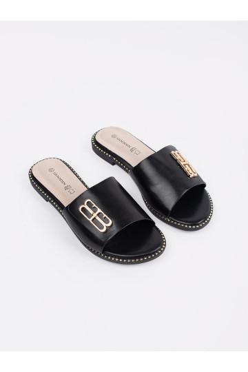 Černé Pantofle   2