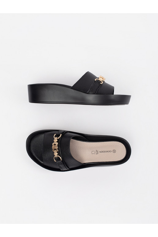 Černé Pantofle  s řetízkem