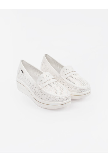 bílé mokasíny s masivním podpatkem 2