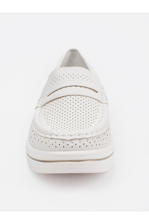 bílé mokasíny s masivním podpatkem bílé mokasíny s masivním podpatkem