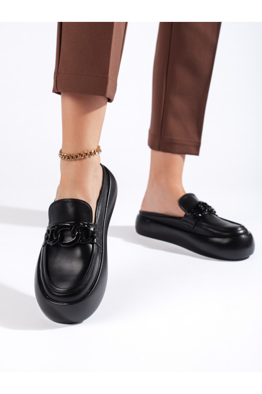 Stylové černé dámské nazouváky s plnou špičkou