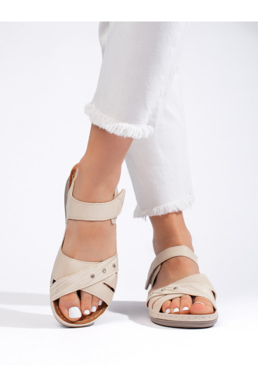 Béžové sandály dámské na platformě