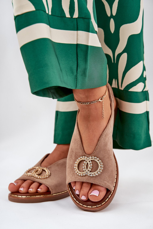 Dámské sandály s ornamenty s širokými podpatky z eko semišeowe béžové Ralisses