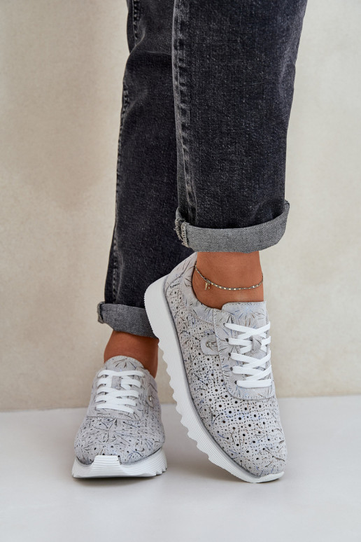 ze semiše  tenisky s platformou se třpytkami D&A LR51-635 stříbrné barvy ze semiše  tenisky s platformou se třpytkami D&A LR51-635 stříbrné barvy