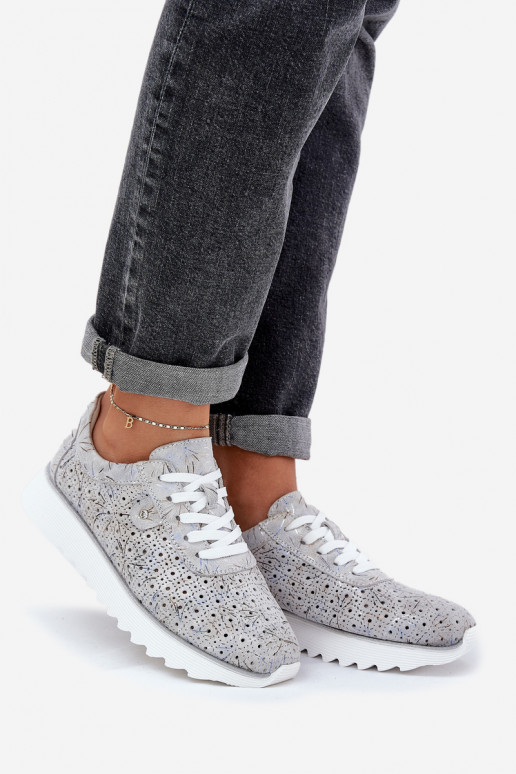 ze semiše  tenisky s platformou se třpytkami D&A LR51-635 stříbrné barvy ze semiše  tenisky s platformou se třpytkami D&A LR51-635 stříbrné barvy