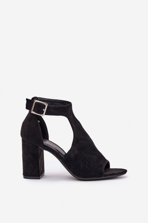 Žabky s ažurovými prvky s podpatky z eko semišeowe Černé Helori Žabky s ažurovými prvky s podpatky z eko semišeowe Černé Helori