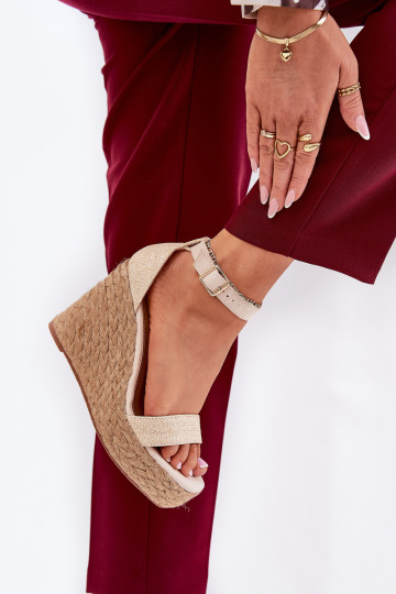 Dámské sandály   béžové Adelio