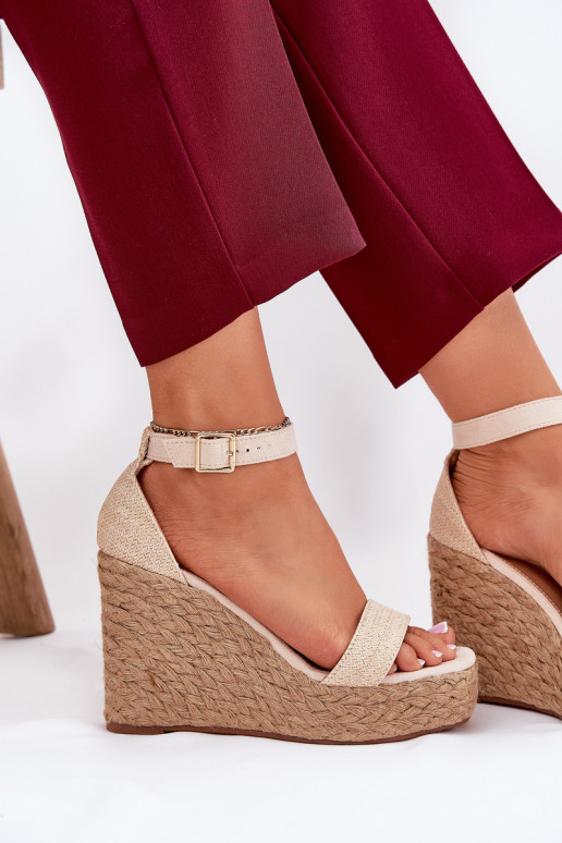 Dámské sandály   béžové Adelio