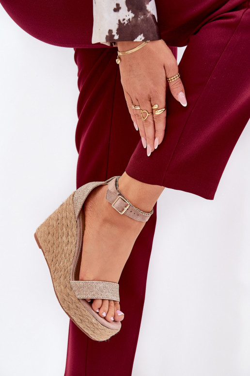 Dámské sandály   khaki Adelio