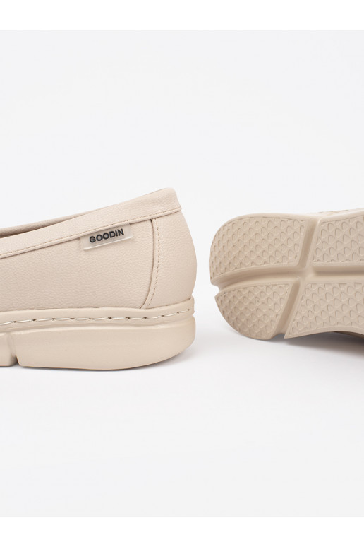 béžové mokasíny  z przypinką béžové mokasíny  z przypinką