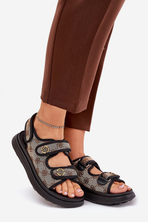    Žabky Ze zlaté barvymi Detalami béžové-Černé Pefese